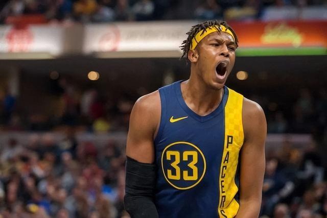 战争谣言冲击足坛:伊朗球星回国参军？C罗跑路