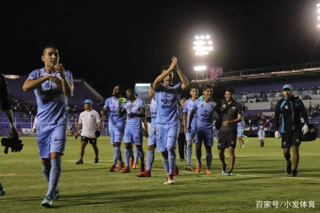 西甲-莱万哑火冈萨雷斯制胜 巴萨0-1莱加内斯